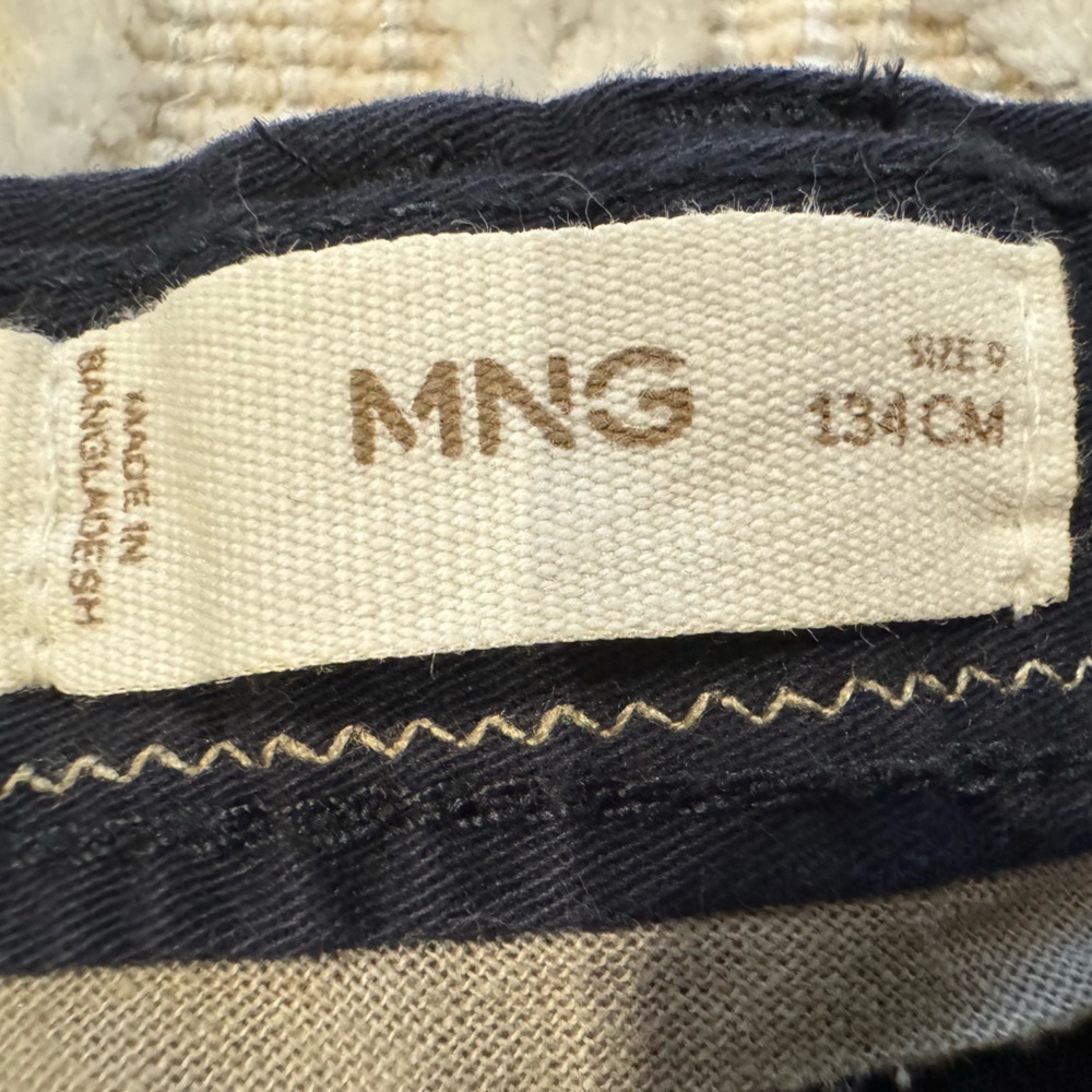 Mango Bermuda Navy Blue Boy / boys / kids Shorts Size 9 Cotton Perfect Condition - Picture 3 of 3